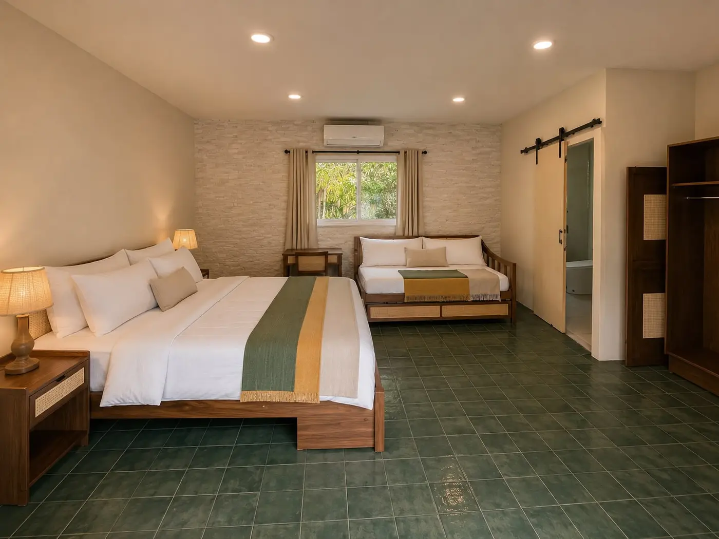 En El Bosque second-floor suite at Villa del Sol Garden